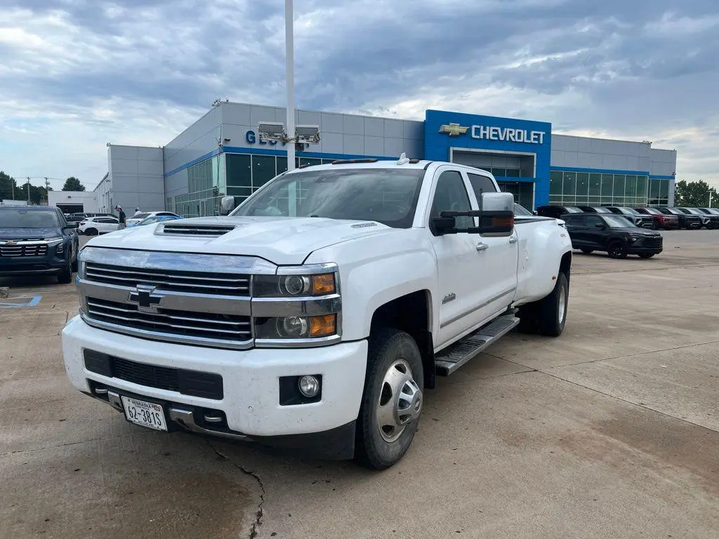 2017 Chevrolet Silverado 3500HD High Country