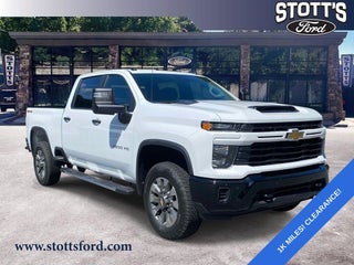 2026 Chevrolet Silverado 2500 Custom