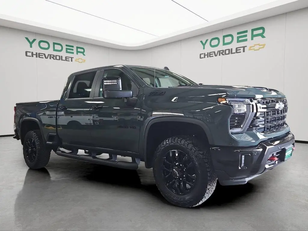 2026 Chevrolet Silverado 3500 LT