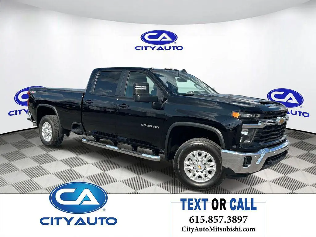 2025 Chevrolet Silverado 3500 LT