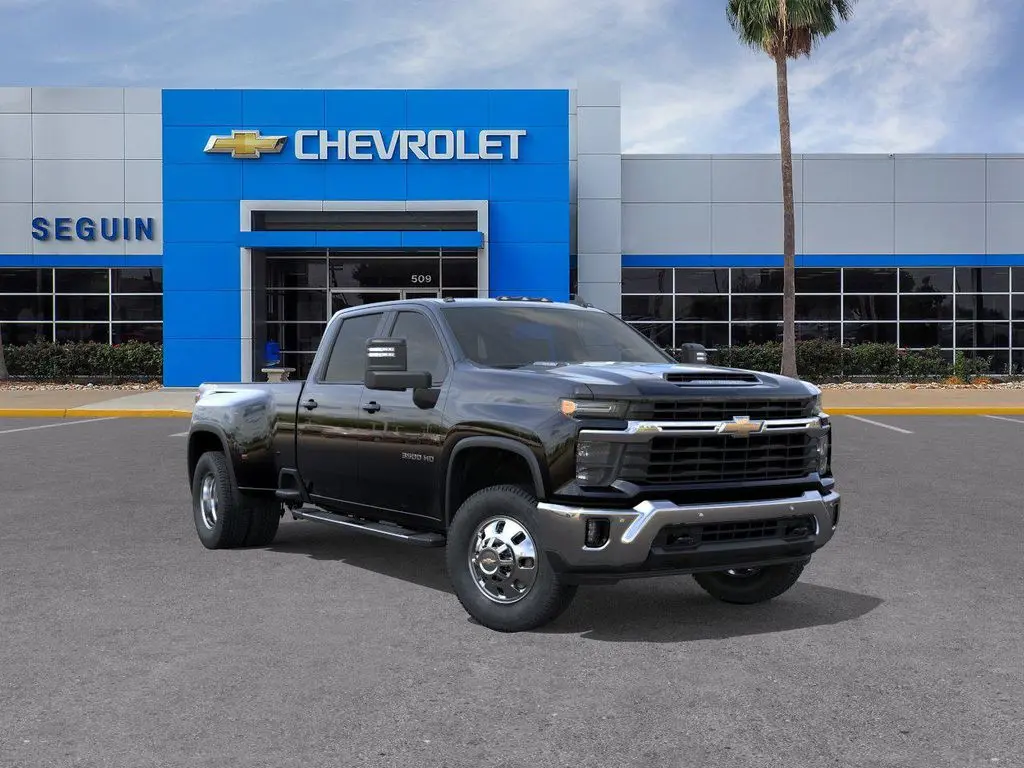 2026 Chevrolet Silverado 3500 LT