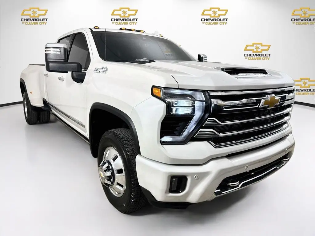 2025 Chevrolet Silverado 3500 High Country