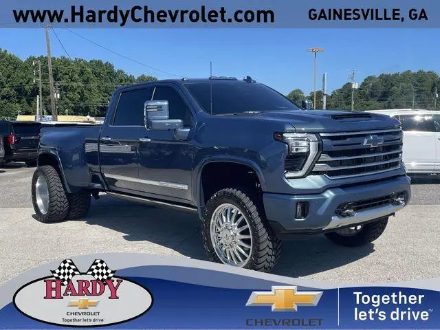 2025 Chevrolet Silverado 3500 High Country