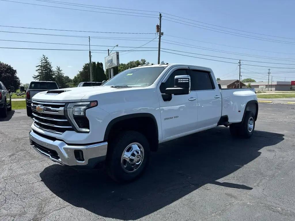 2024 Chevrolet Silverado 3500HD LTZ
