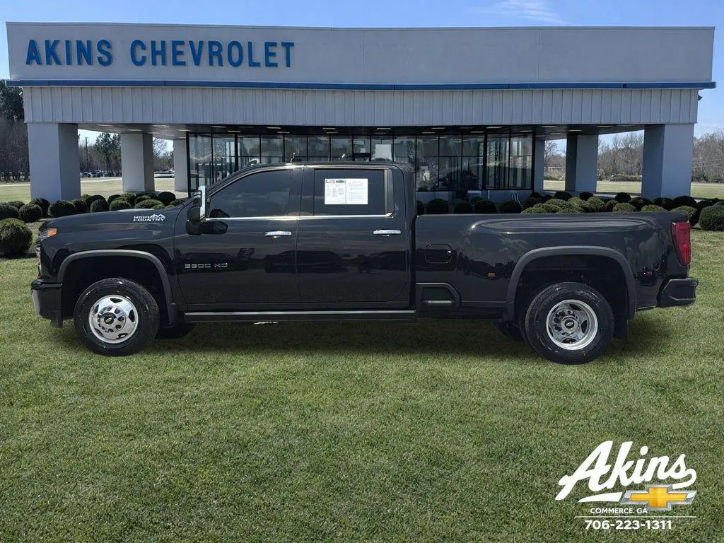 2022 Chevrolet Silverado 3500HD High Country