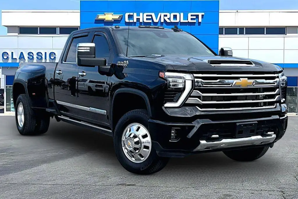 2024 Chevrolet Silverado 3500HD High Country