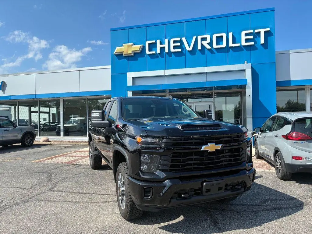 2024 Chevrolet Silverado 2500HD Custom