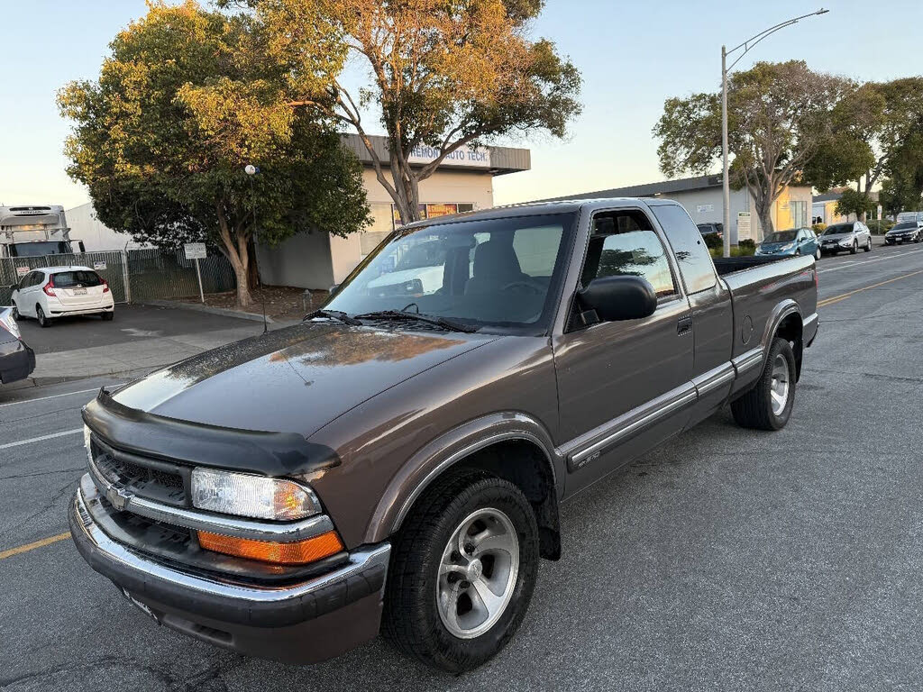 2000 Chevrolet S-10