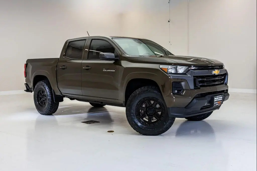 2023 Chevrolet Colorado LT