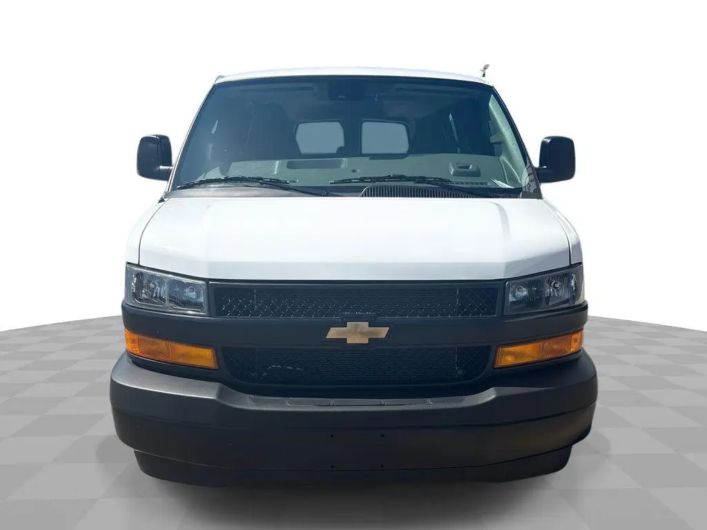 2026 Chevrolet Express 2500 Cargo Van