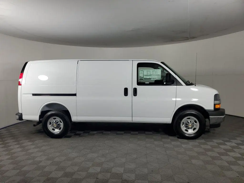 2026 Chevrolet Express 2500 Cargo Van