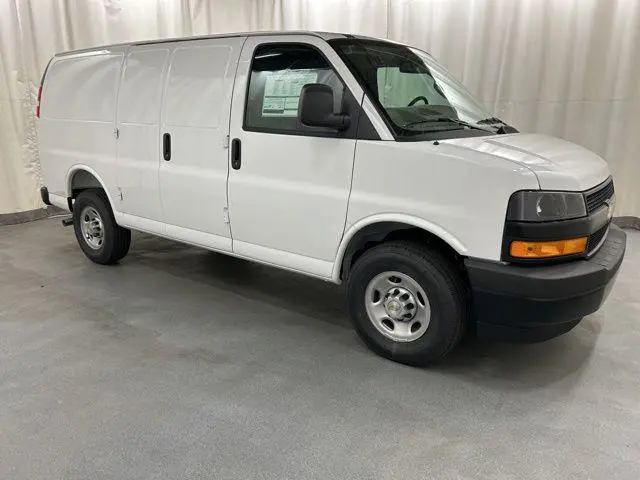 2026 Chevrolet Express 2500 Cargo Van