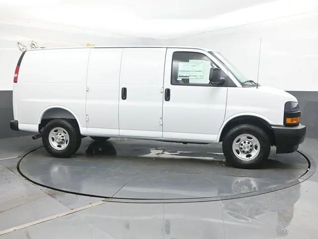 2026 Chevrolet Express 2500 Cargo Van