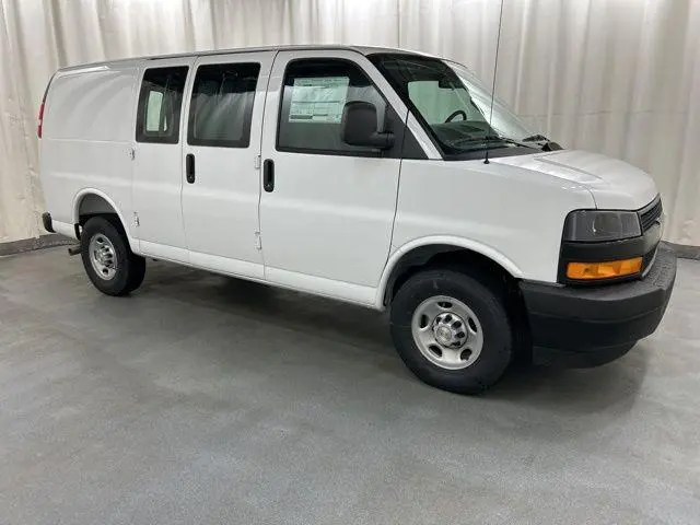 2026 Chevrolet Express 2500 Cargo Van