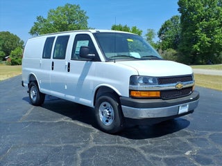 2026 Chevrolet Express 2500 Cargo Van