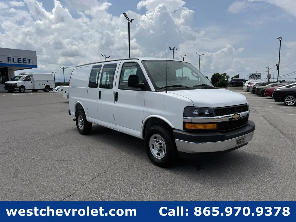 2026 Chevrolet Express 2500 Cargo Van