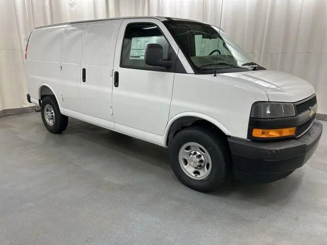 2026 Chevrolet Express 2500 Cargo Van
