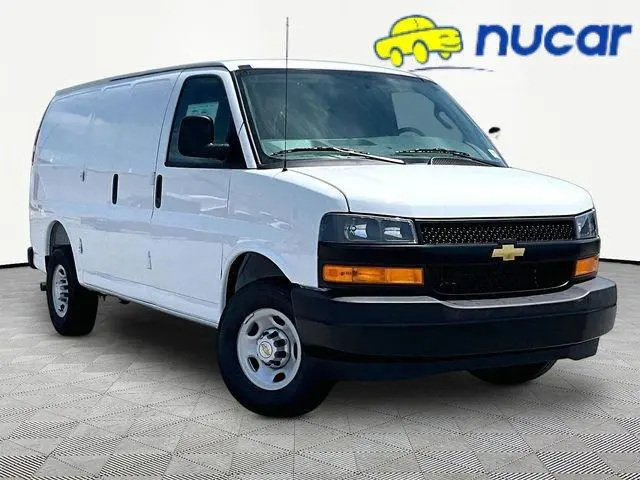 2026 Chevrolet Express 2500 Cargo Van