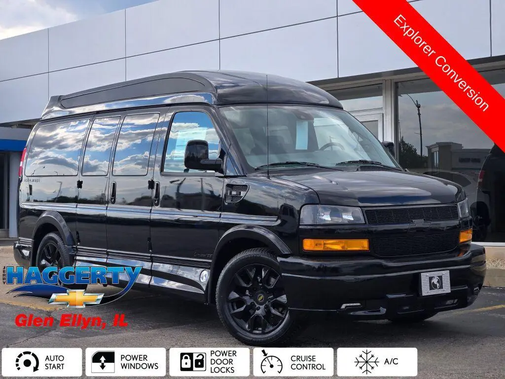 2026 Chevrolet Express 2500 Cargo Van