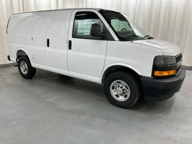 2026 Chevrolet Express 2500 Cargo Van