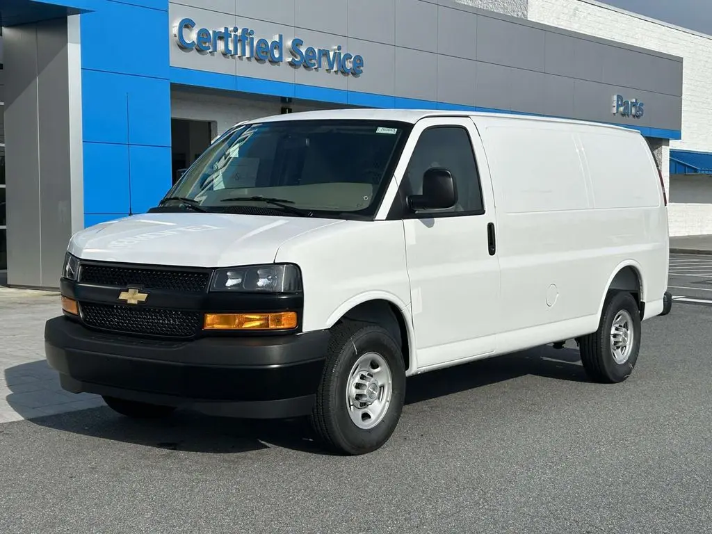 2026 Chevrolet Express 2500 Cargo Van