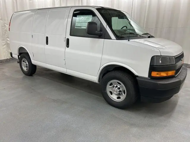 2026 Chevrolet Express 2500 Cargo Van