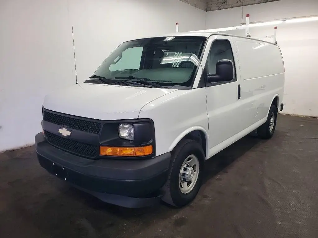 2017 Chevrolet Express 2500