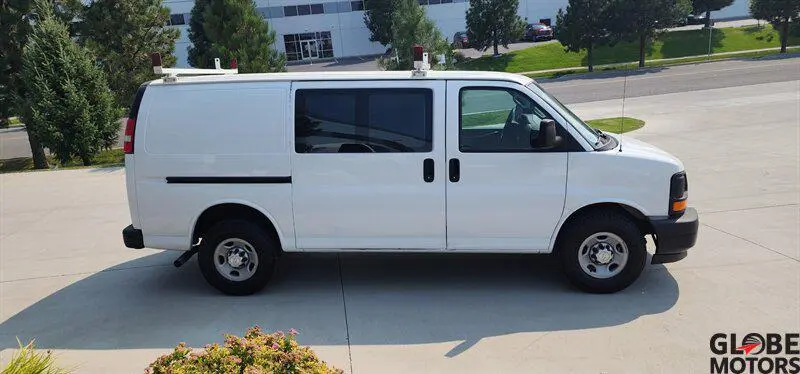 2017 Chevrolet Express 2500