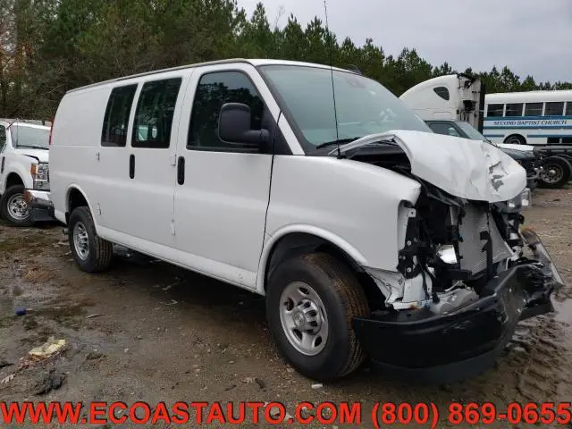 2021 Chevrolet Express LT