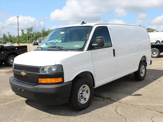 2025 Chevrolet Express 2500 Work Van
