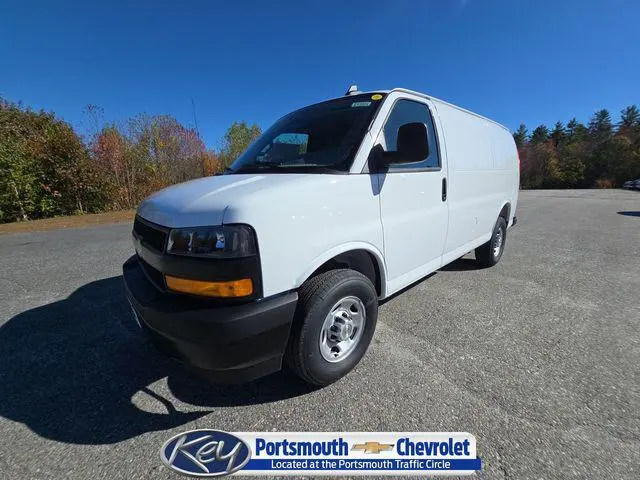 2025 Chevrolet Express 2500 Work Van