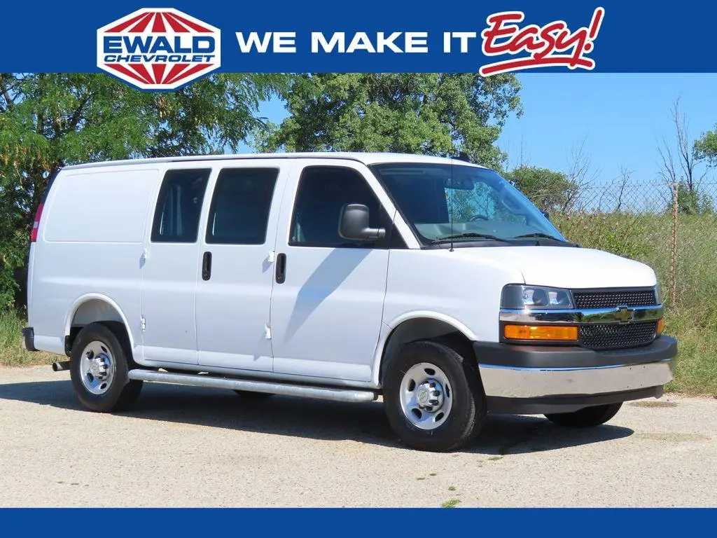 2025 Chevrolet Express 2500 Work Van