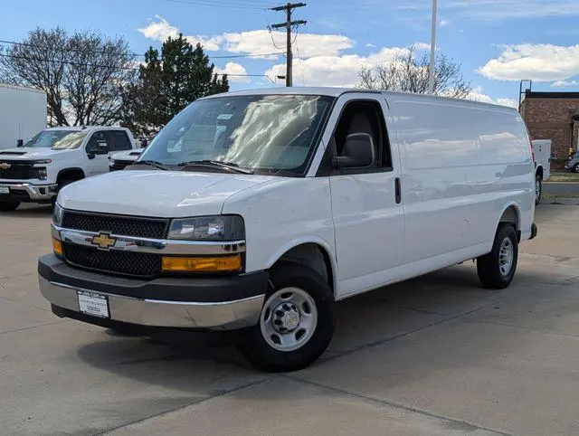 2026 Chevrolet Express 2500