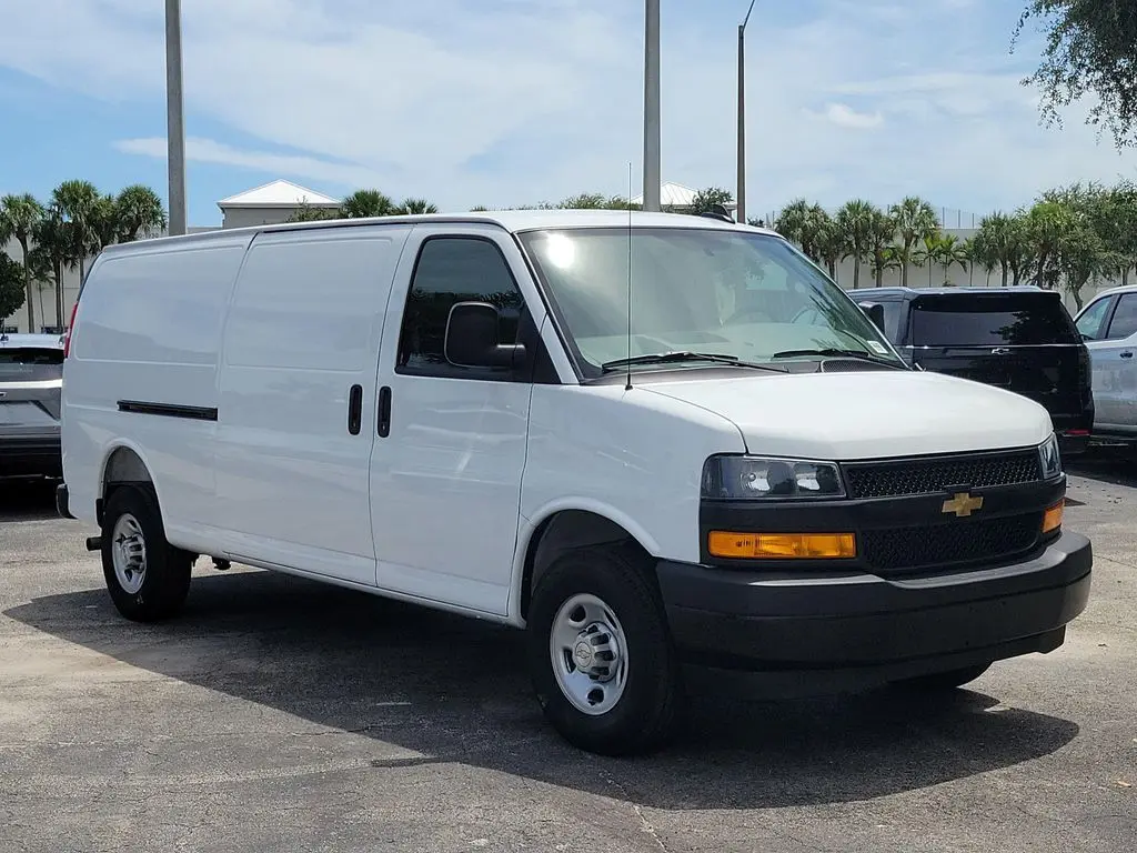2025 Chevrolet Express Work Van