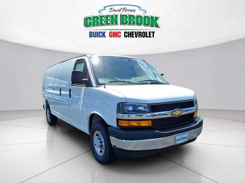 2026 Chevrolet Express 2500 Work Van