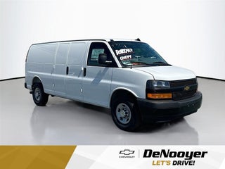 2026 Chevrolet Express 2500 Work Van