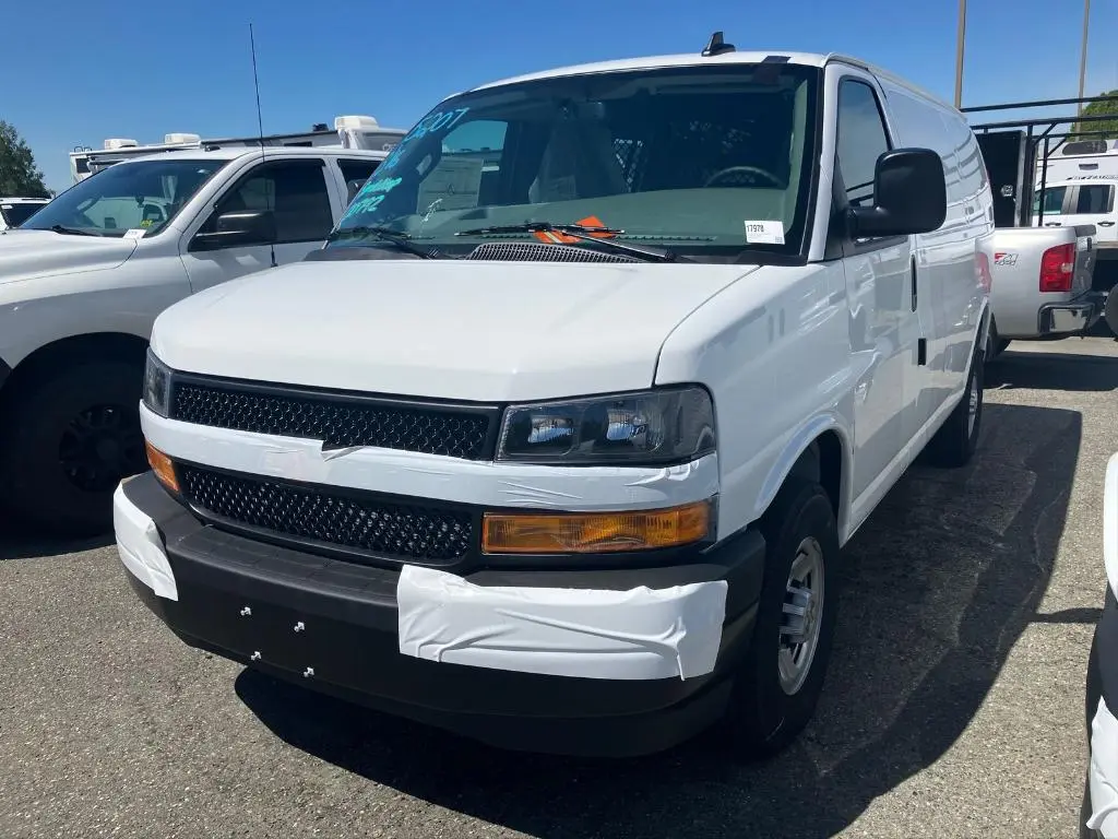 2026 Chevrolet Express 3500 Work Van