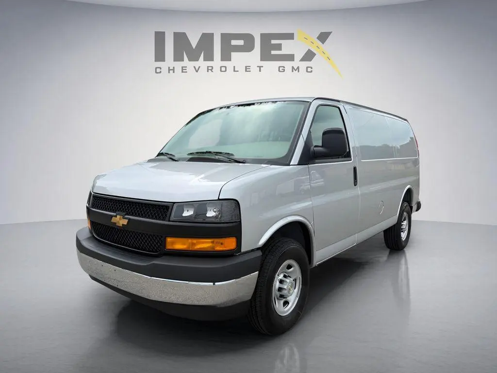 2026 Chevrolet Express 3500