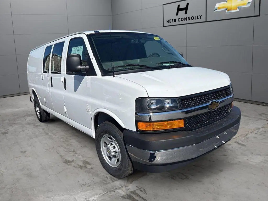 2026 Chevrolet Express 3500