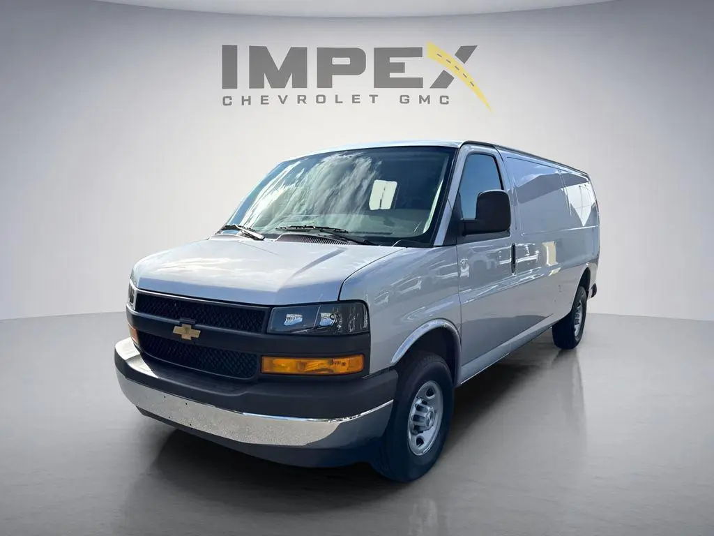 2026 Chevrolet Express 3500