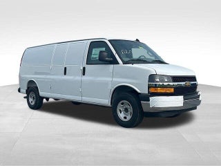 2025 Chevrolet Express 3500 Work Van