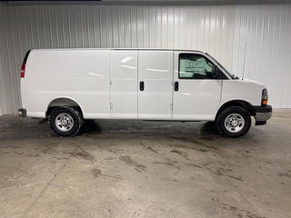 2025 Chevrolet Express 3500 Work Van