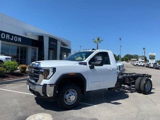 2026 GMC Sierra 3500HD SLE