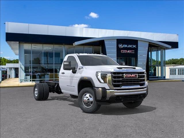2026 GMC Sierra 3500 Pro