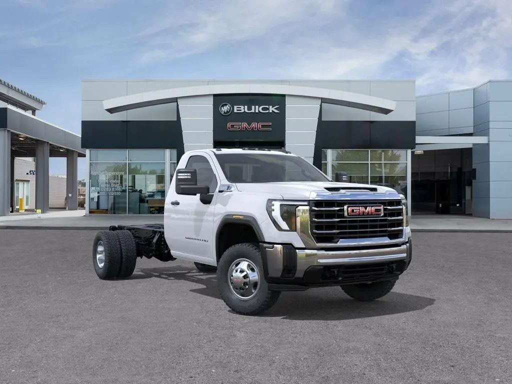 2026 GMC Sierra 3500 Pro