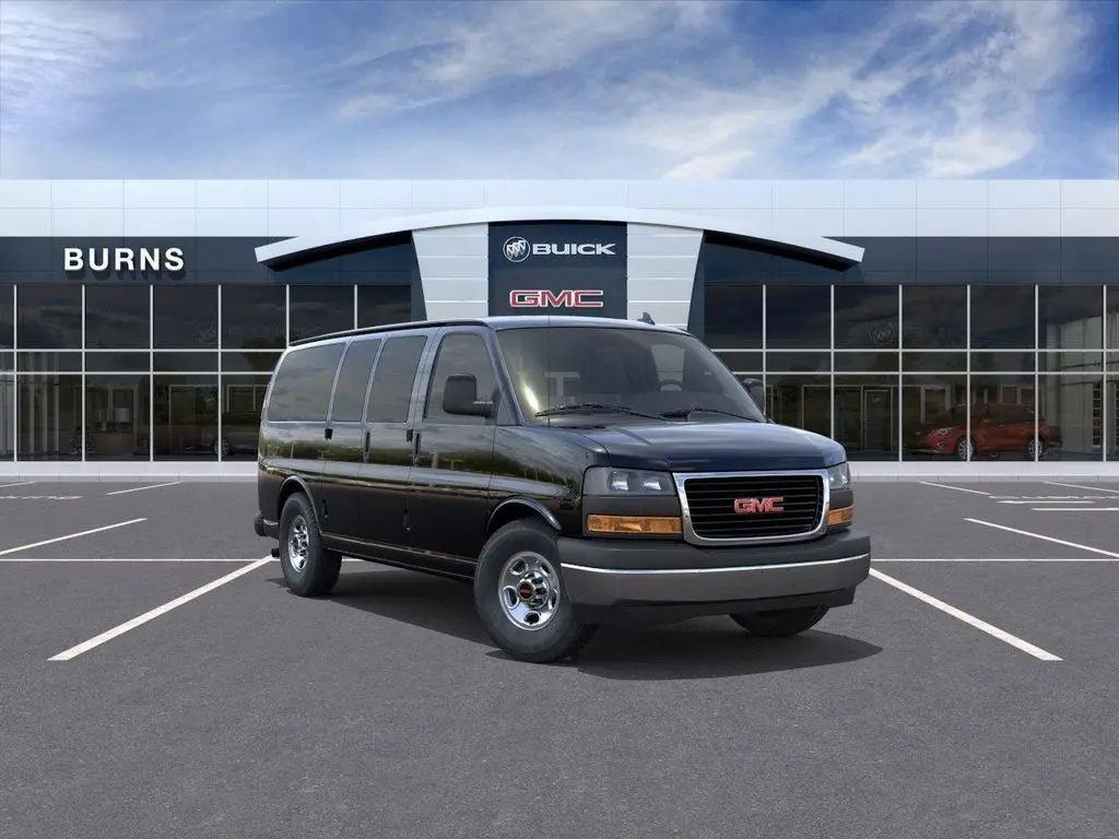 2025 GMC Savana LT