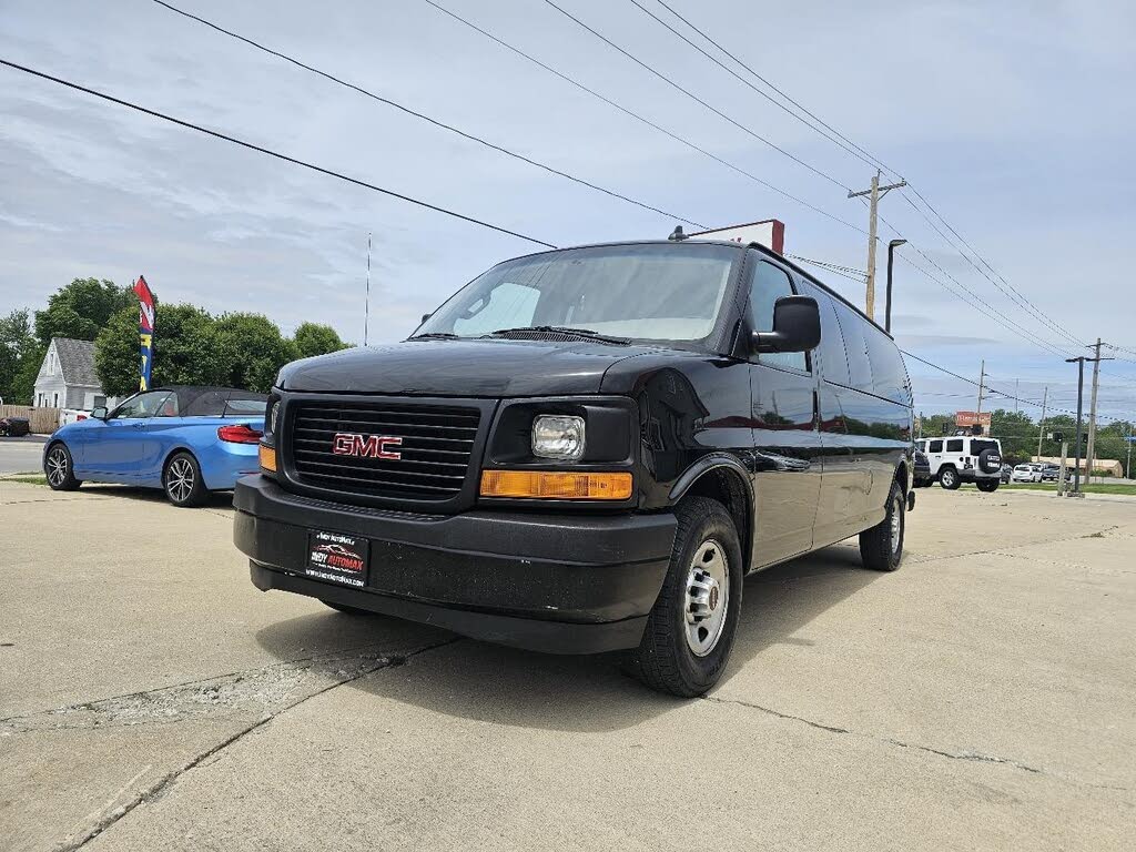 2017 GMC Savana LS