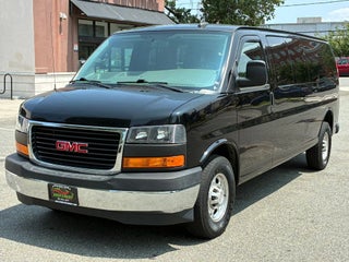 2017 GMC Savana 3500 Passenger Lt Ext