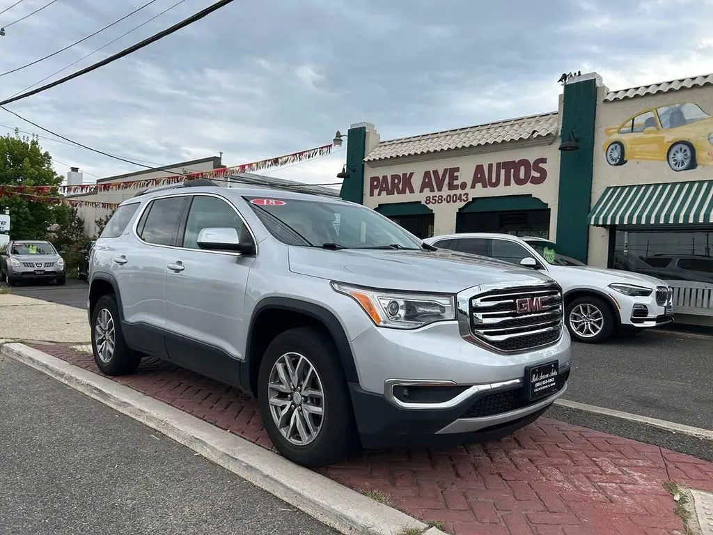 2018 GMC Acadia SLE-2