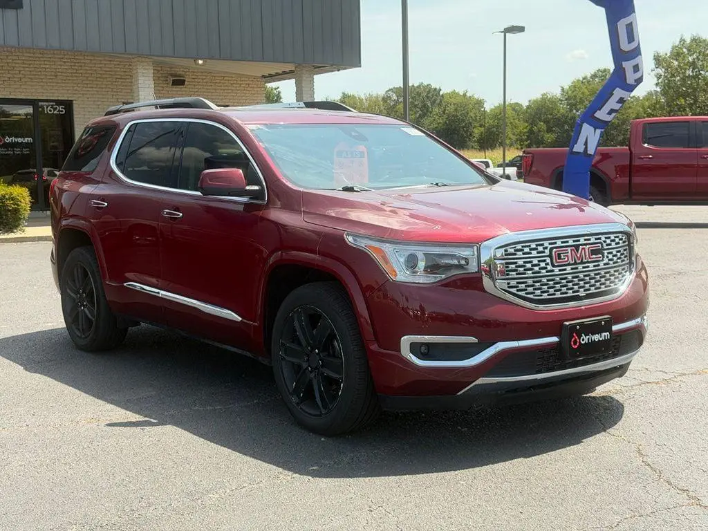 2017 GMC Acadia Denali